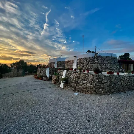 Trulli Delle Succulente * Capilungo