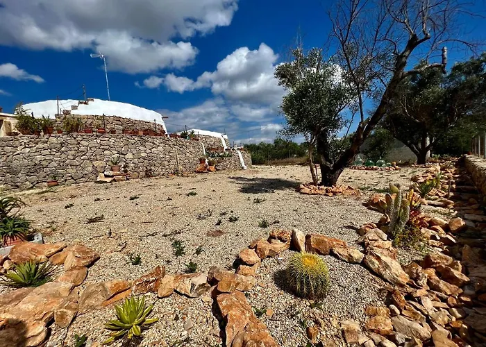 Trulli Delle Succulente Capilungo