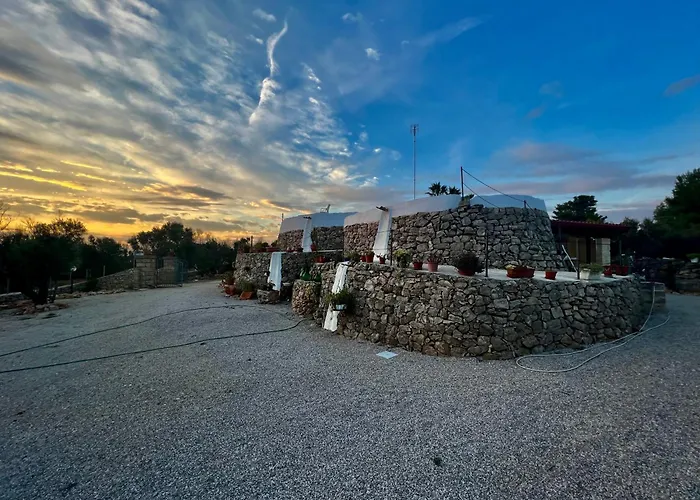 Trulli Delle Succulente * Capilungo